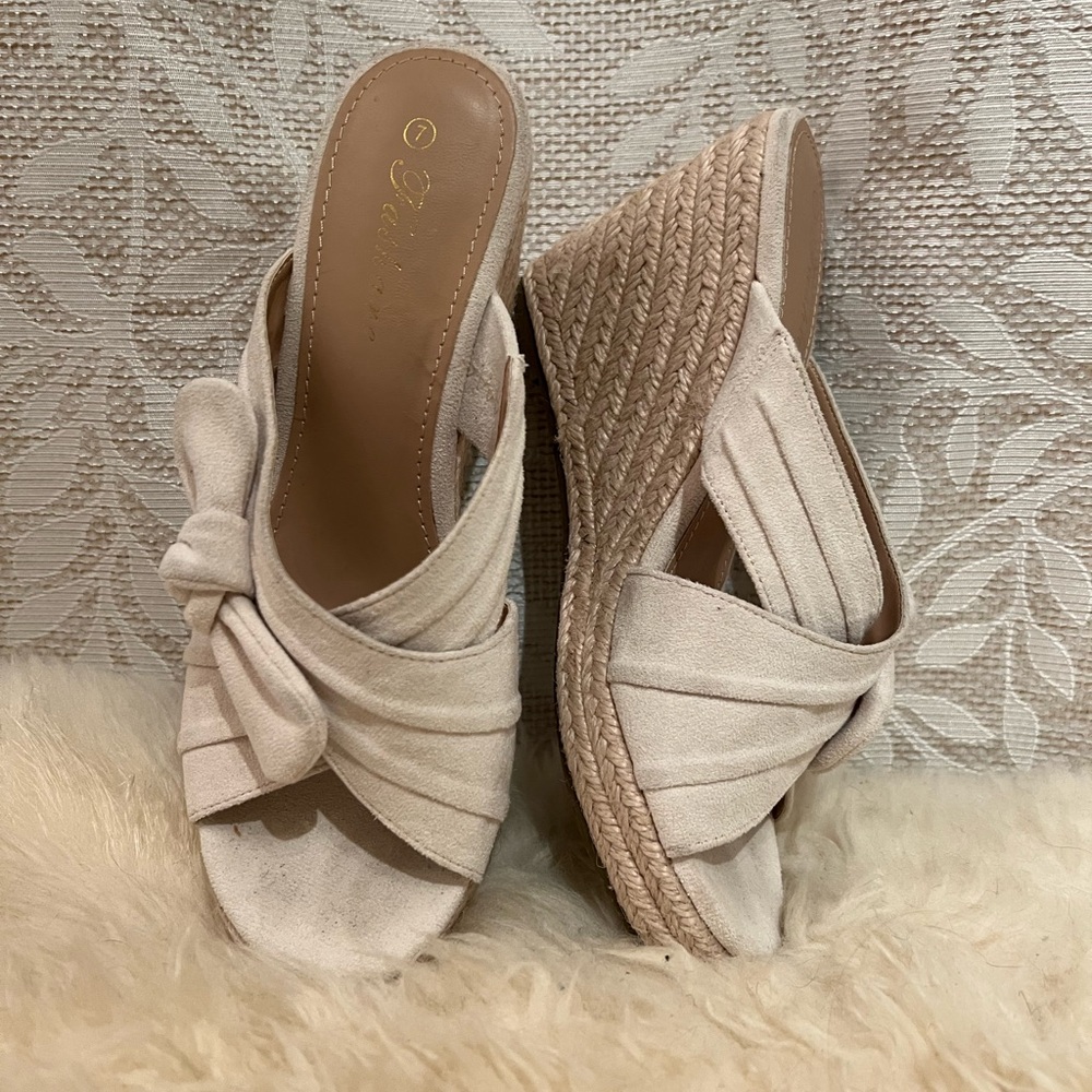 Women's Light Beige Suede Wedge Heel with Bow